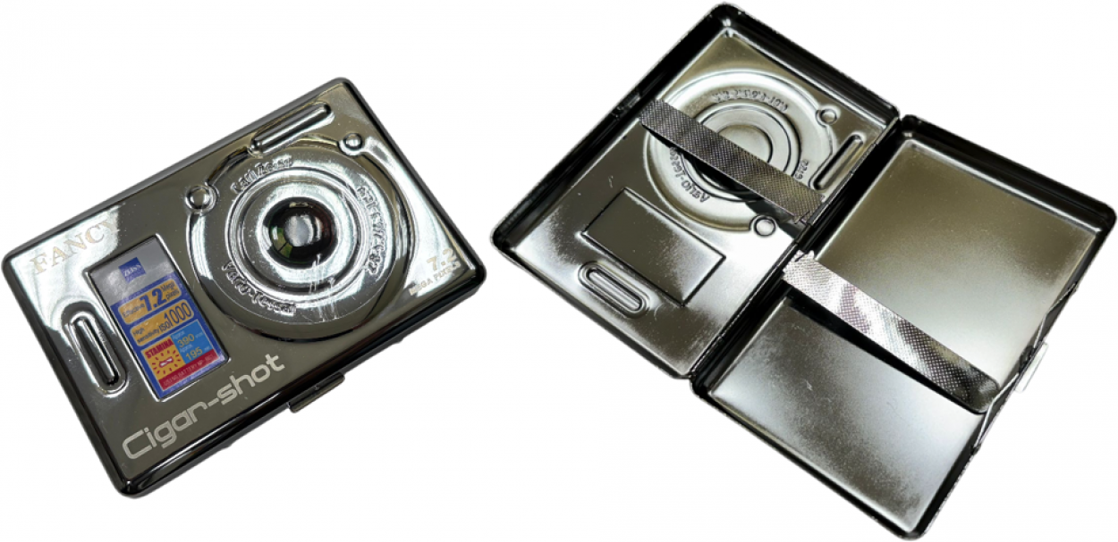 IM10738 P/SIGARETTE CAMERA IN LATTA 1106