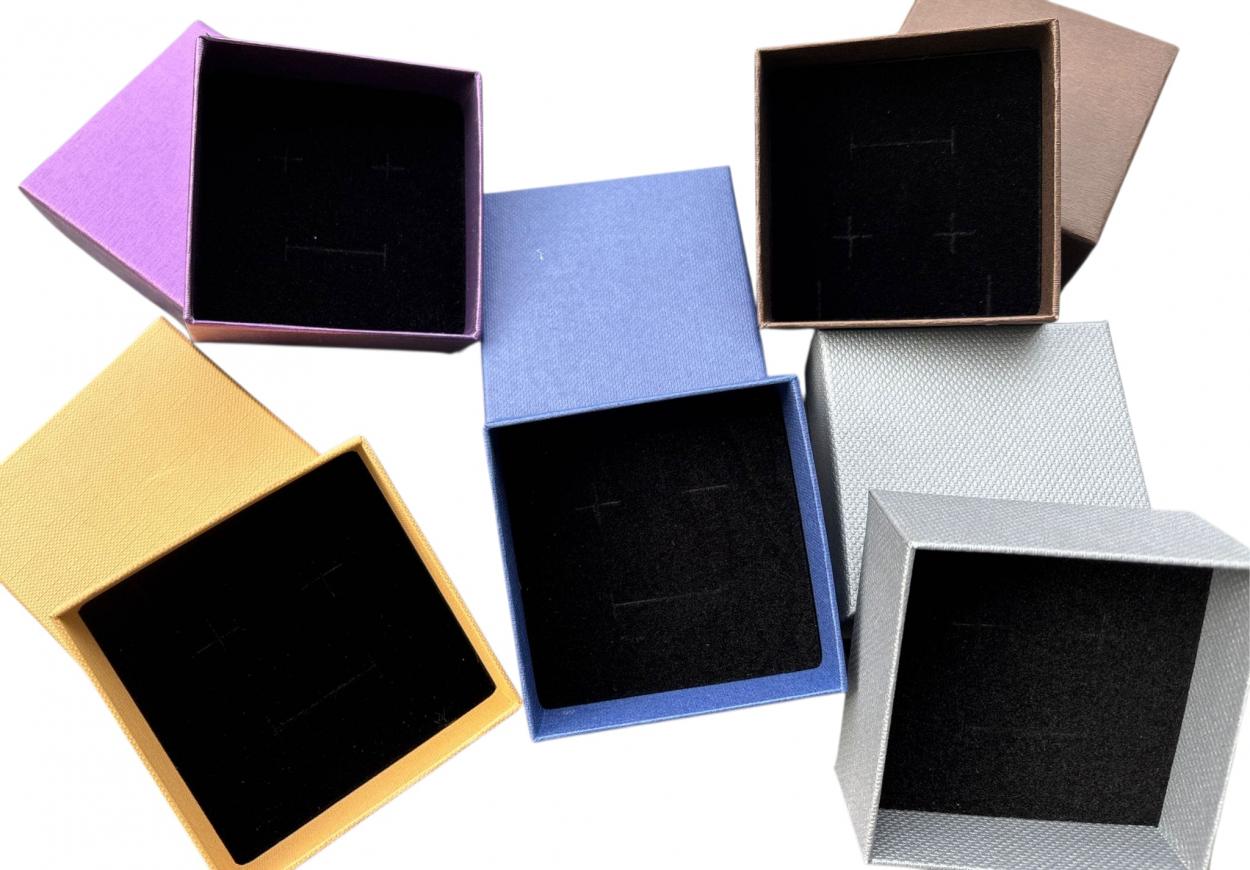 ASTUCCIO IN CARTONCINO 7.3*7.3*3.5 41128