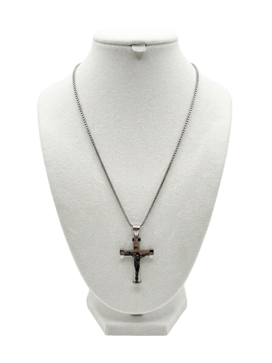 CLA4687 COLLANA ACCIAIO CON CRISTO NERO 52533