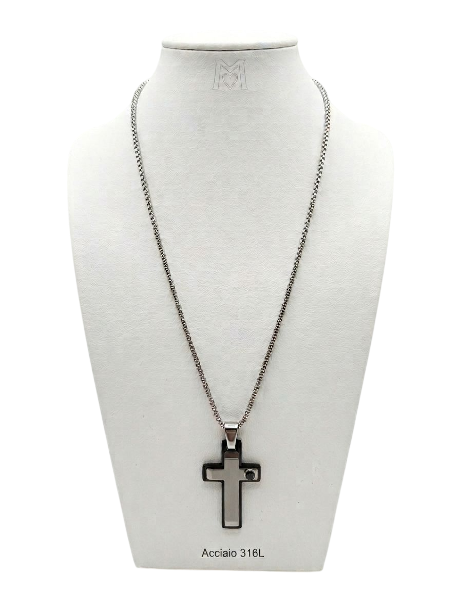 ACCL9077 COLLANA PENDENTE CROCE CON ZIRCONE LATERALE NERO 52533