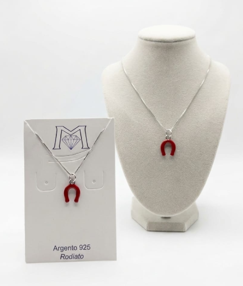 ARPD11095 PENDENTE FERRO DI CAVALLO ROSSO + COLLANA 52533