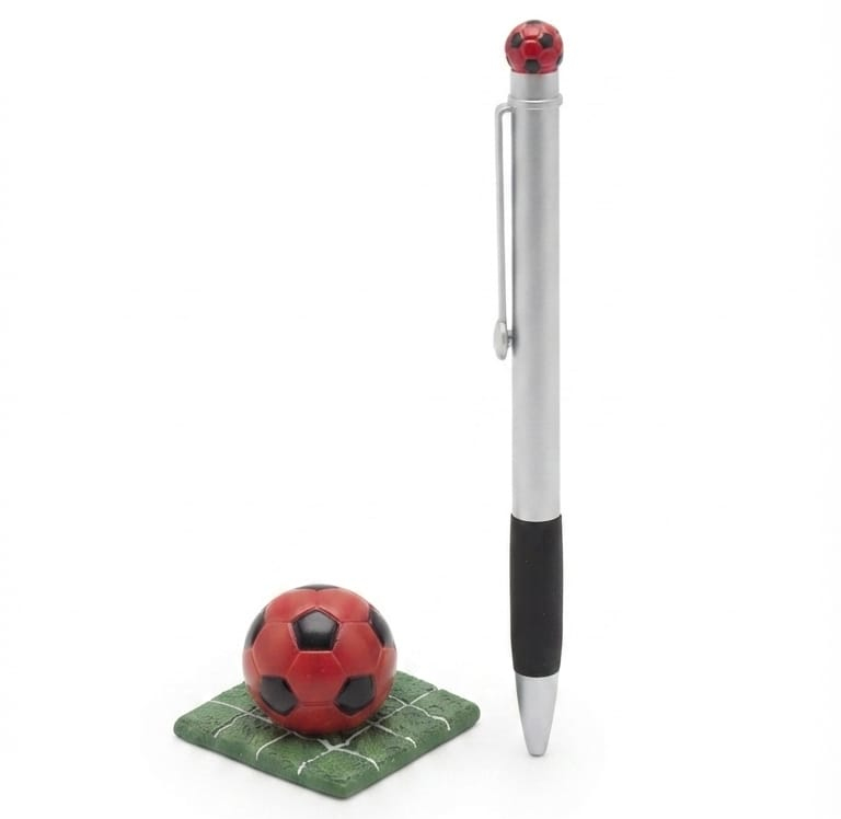 PENNA CON PORTA PENNA PALLONE ROSSONERI 065807 654